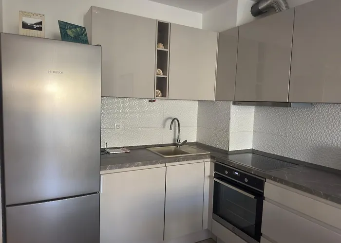 Nikolina Apartament *